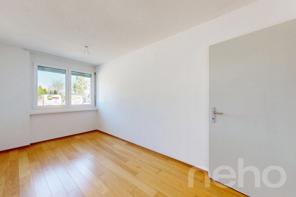 Appartement 5.5 pièces à acheter à Henggart - image 1/12