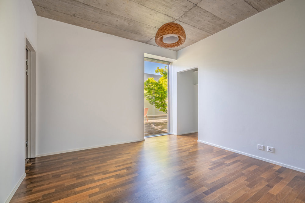 6 Zimmer Wohnung zum verkaufen in Aran - Bild 1/6