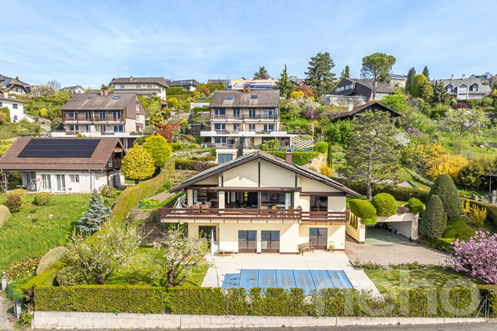 6.5 Zimmer Haus zum verkaufen in St-Légier-La Chiésaz - Bild 1/12
