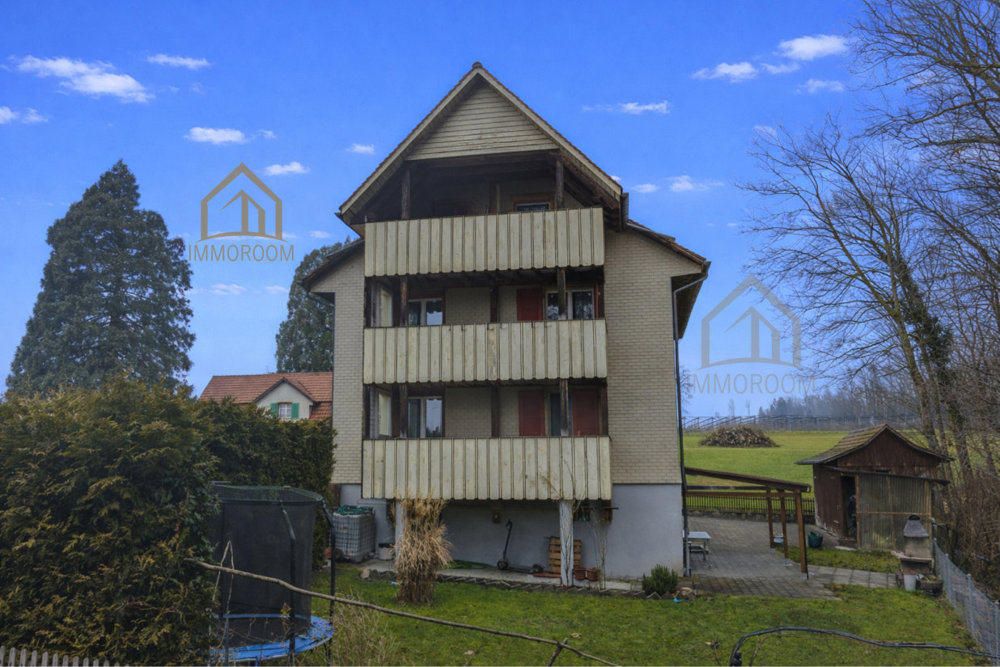 9 Zimmer Haus zum verkaufen in Amriswil - Bild 1/13