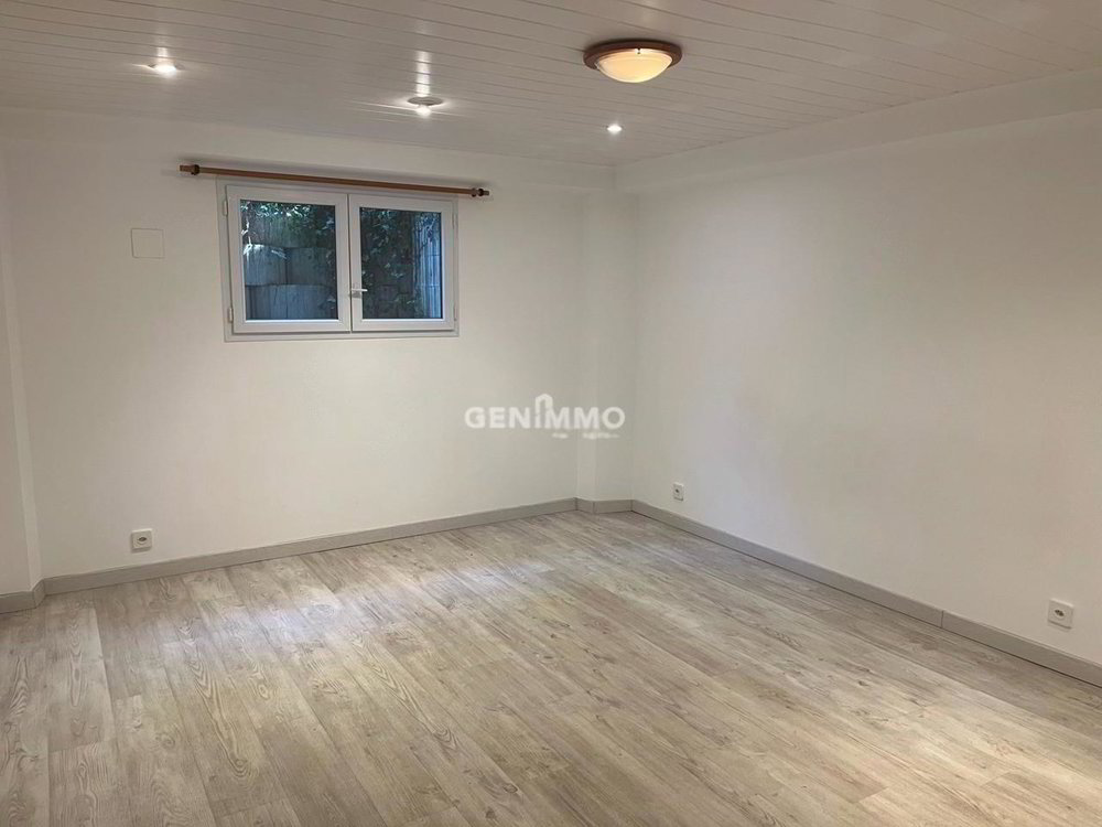 Casa di null locali in affitto a Vésenaz - immagine 1/7