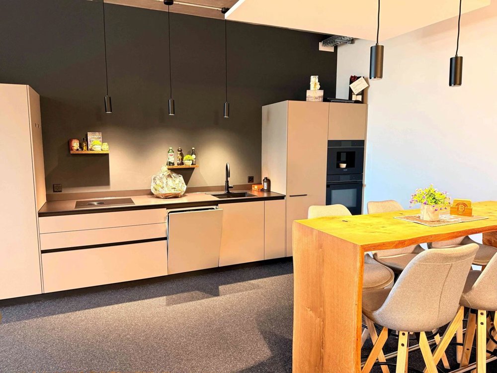 1 Zimmer Büro zu vermieten in Rothenburg - Bild 1/6