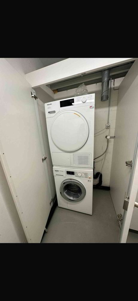 Appartamento di 3.5 locali in affitto a Dällikon - immagine 1/11
