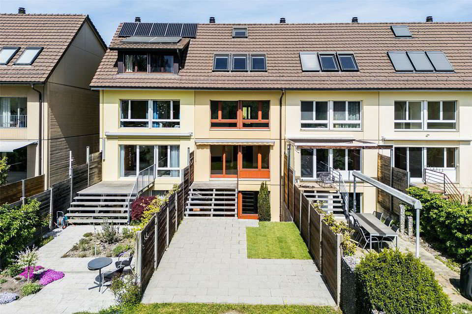 7.5 Zimmer Haus zum verkaufen in Affoltern am Albis - Bild 1/1