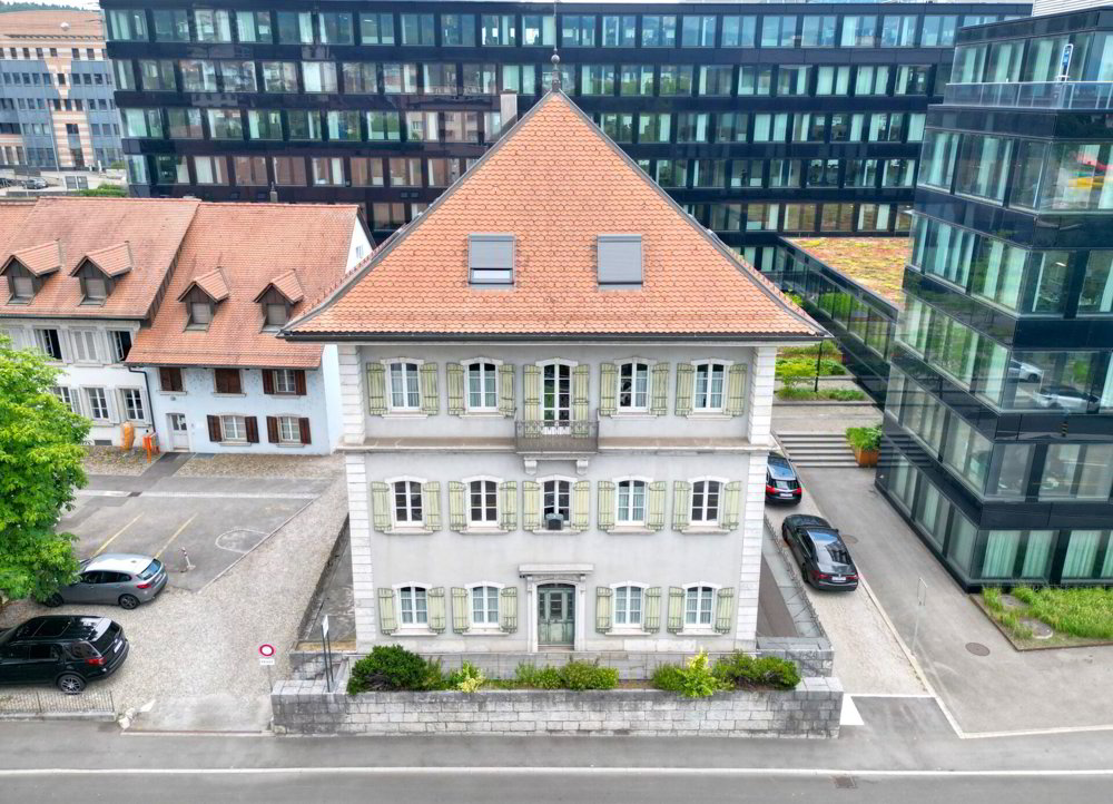 Bureau & Commerce null pièces à acheter à Olten - image 1/8