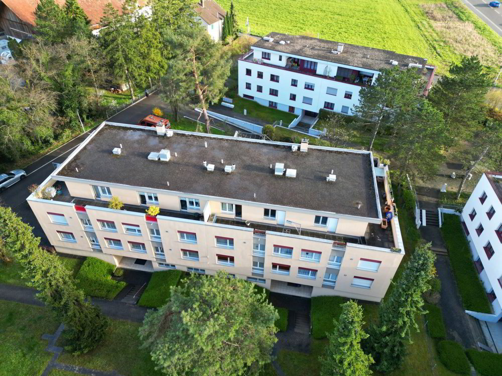 3 rooms Apartment to buy in Reinach BL - image 1/15