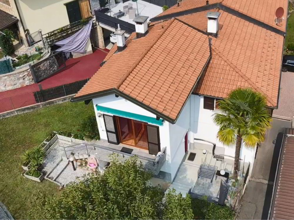 Casa di 6 locali in vendita a Arzo - immagine 1/20
