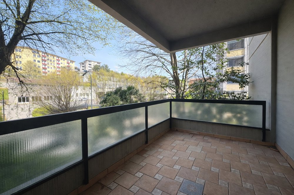 Appartement 3.5 pièces à acheter à Lugano - image 1/6