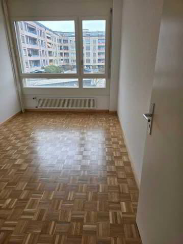6 rooms Apartment for rent in Carouge GE - image 1/8