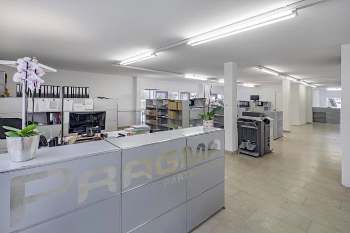 Ufficio & Commercio di null locali in affitto a Sion - immagine 1/13