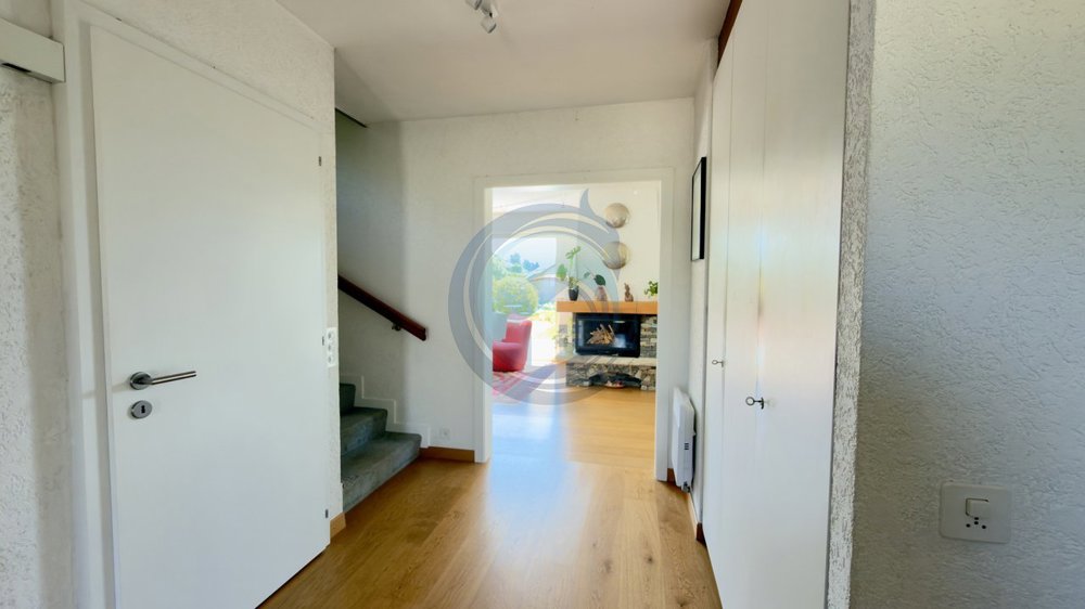 6 Zimmer Haus zum verkaufen in St-Légier-La Chiésaz - Bild 1/13