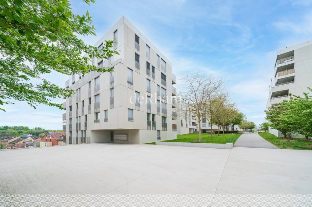 null rooms Car park, garage for rent in Bussigny - image 1/1