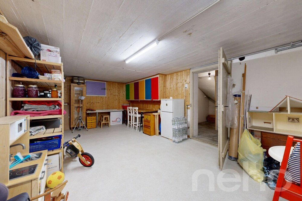 6 rooms House to buy in Allschwil - image 1/12