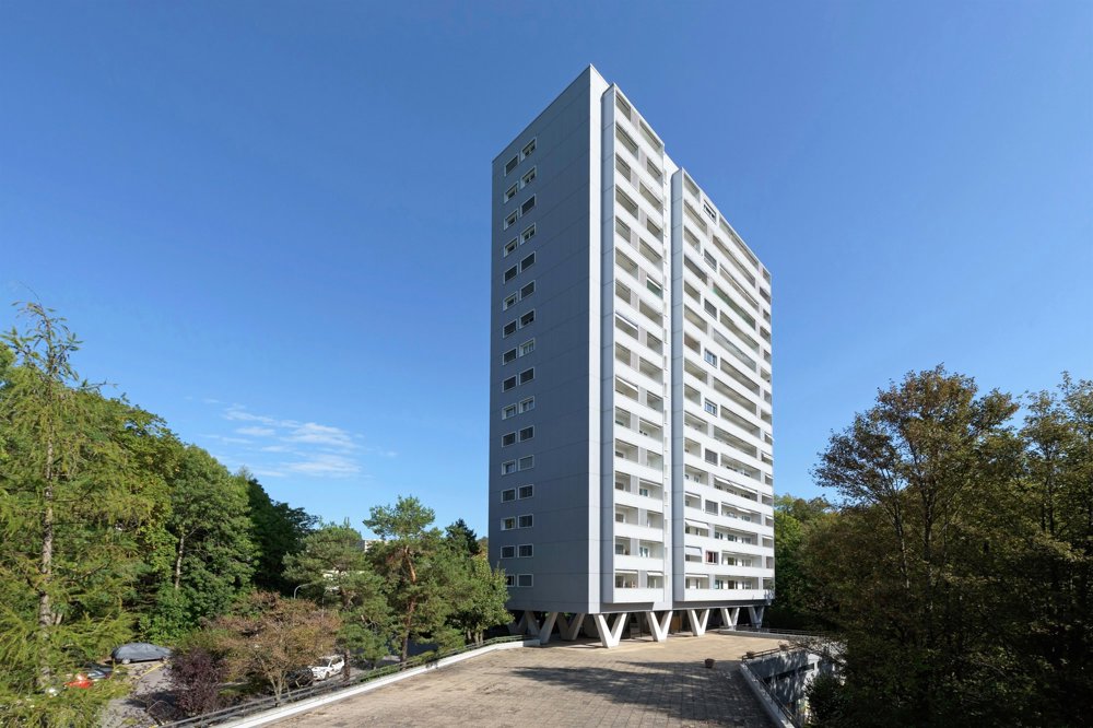 null rooms Car park, garage for rent in Lausanne - image 1/1