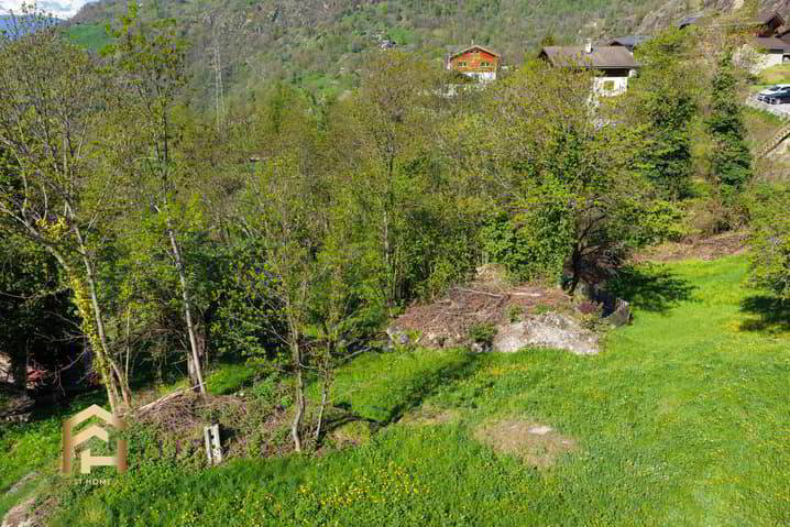 null rooms Land to buy in Naters - image 1/13