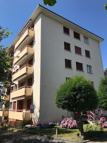 null rooms Car park, garage for rent in Lausanne - image 1/2
