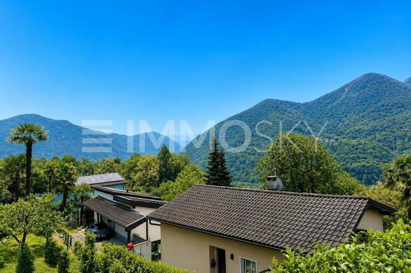 6 rooms Apartment to buy in Monteggio - image 1/7