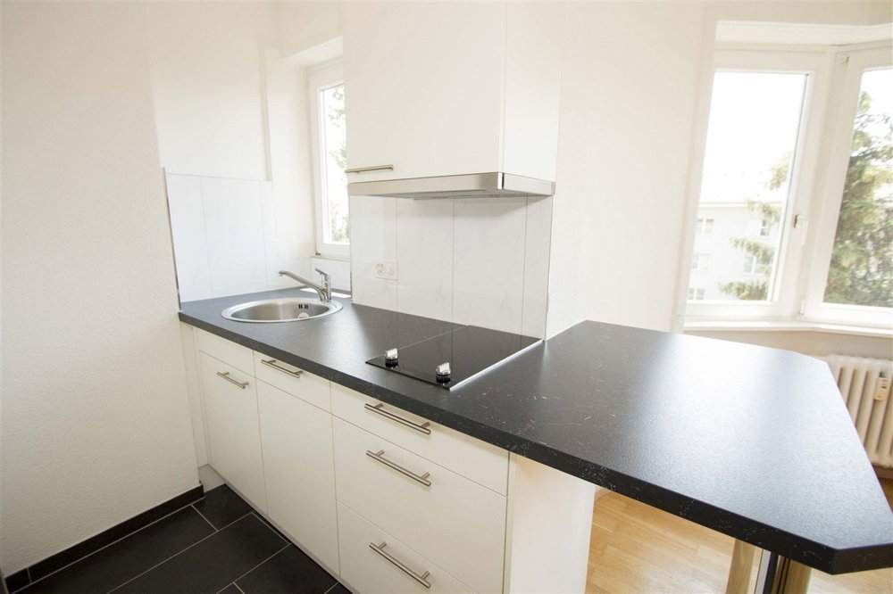1 rooms Apartment for rent in Basel - image 1/4