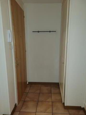 Appartamento di 3 locali in affitto a Fleurier - immagine 1/11