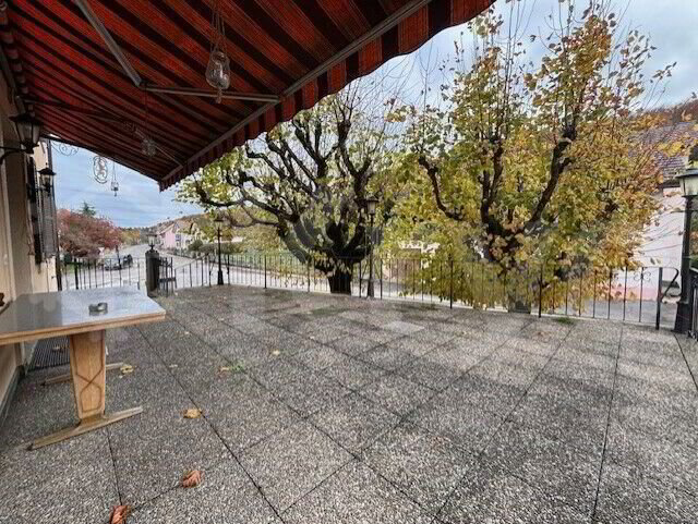 Bureau & Commerce null pièces à louer à Vendlincourt - image 1/11