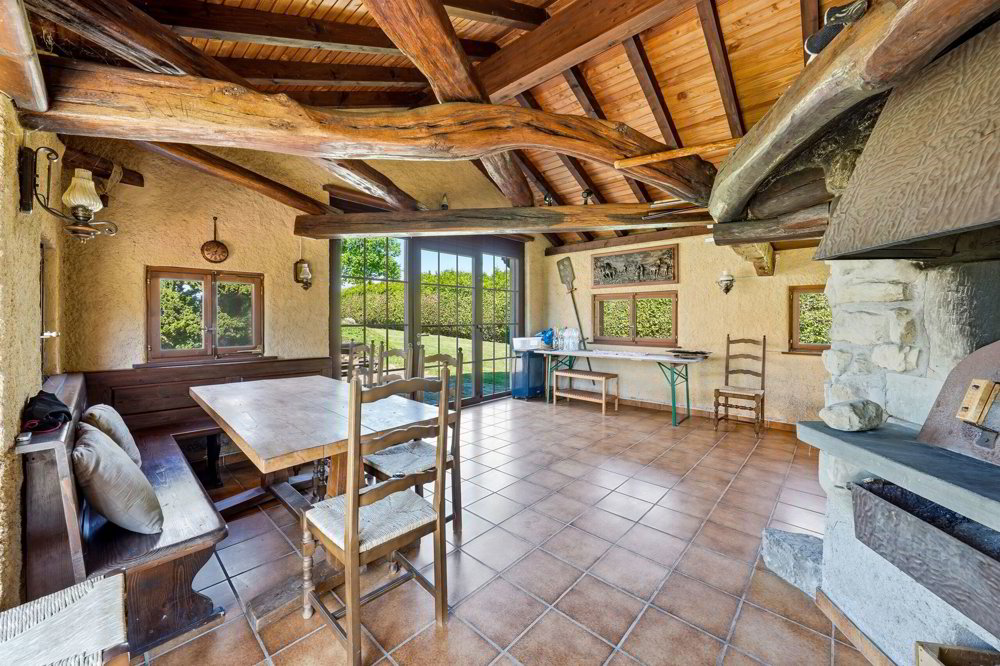 7.5 rooms House to buy in Echallens - image 1/16