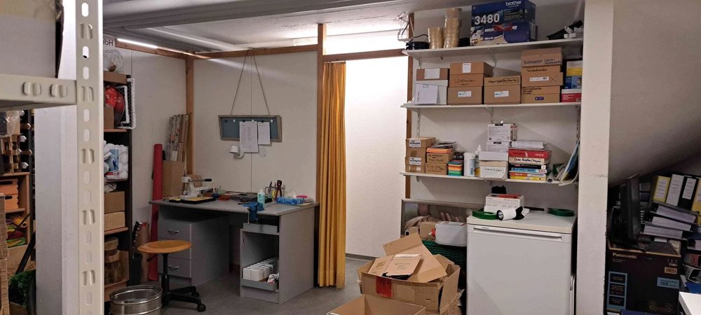 1 Zimmer Büro zu vermieten in Schiers - Bild 1/13
