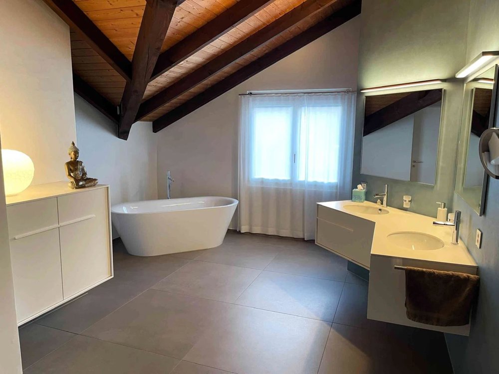 7.5 Zimmer Haus zum verkaufen in Ennetmoos - Bild 1/8