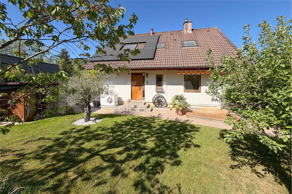 5.5 rooms House to buy in Magden - image 1/13