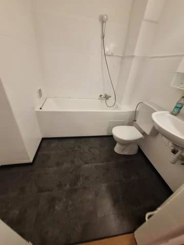 1 Zimmer Wohnung zu vermieten in La Chaux-de-Fonds - Bild 1/5