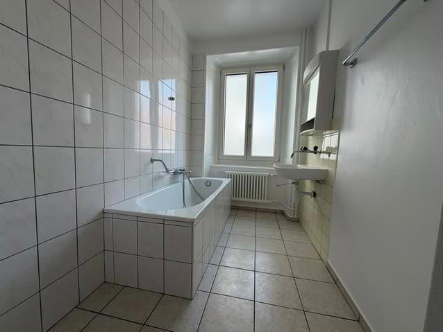 Appartamento di 2.5 locali in affitto a La Chaux-de-Fonds - immagine 1/7