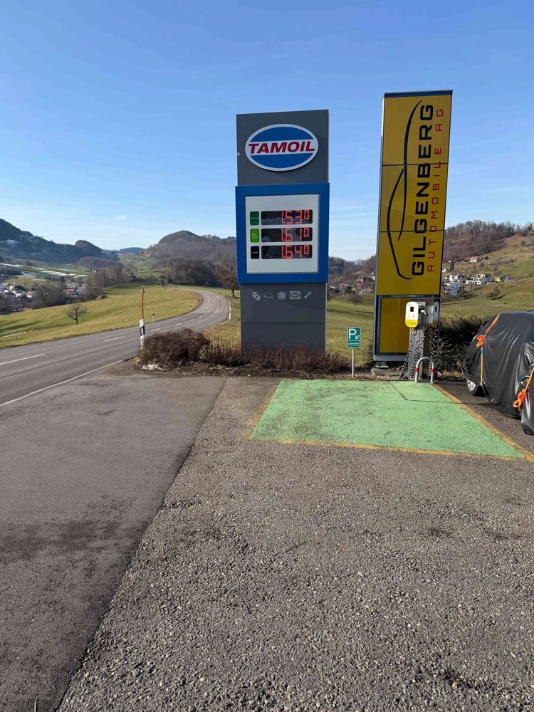 Parcheggio, garage di 10 locali in affitto a Nunningen - immagine 1/1