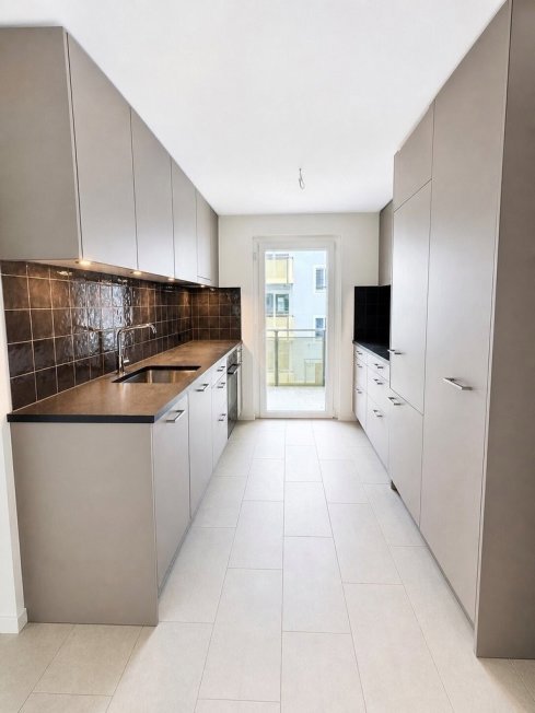 4 rooms Apartment for rent in Adliswil - image 1/1
