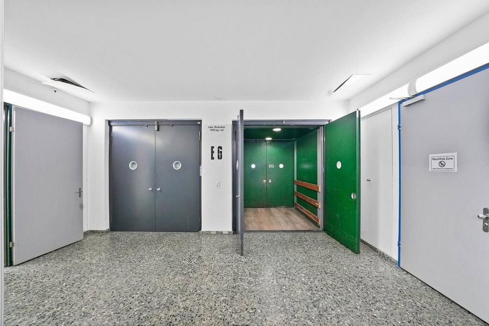 Bureau & Commerce null pièces à louer à Glattbrugg - image 1/13