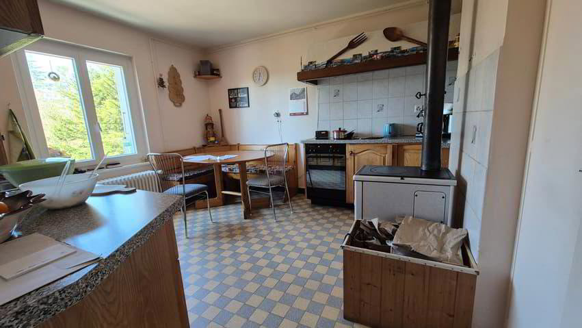 9 Zimmer Haus zum verkaufen in La Brévine - Bild 1/13