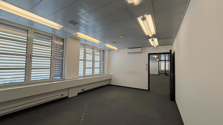 Bureau & Commerce null pièces à louer à Brigue - image 1/4