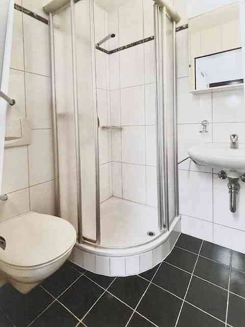 2 Zimmer Büro zu vermieten in Wettswil - Bild 1/5