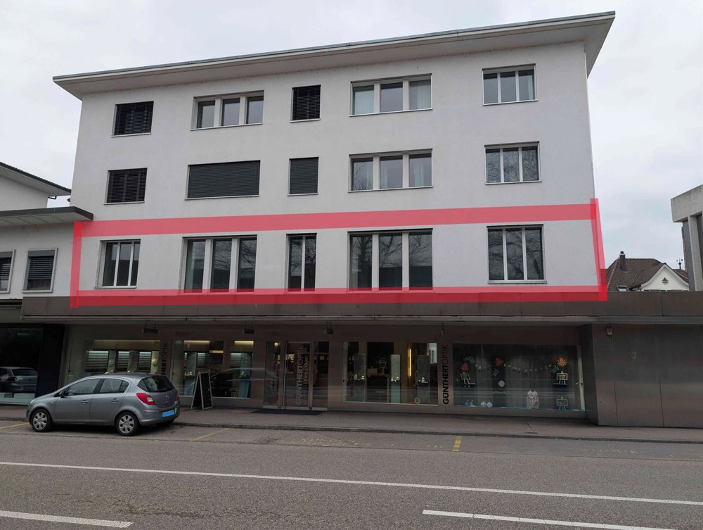 5 rooms Office & Commercial for rent in Zofingen - image 1/13