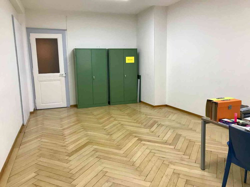 Bureau & Commerce 1 pièces à louer à Lausanne - image 1/3