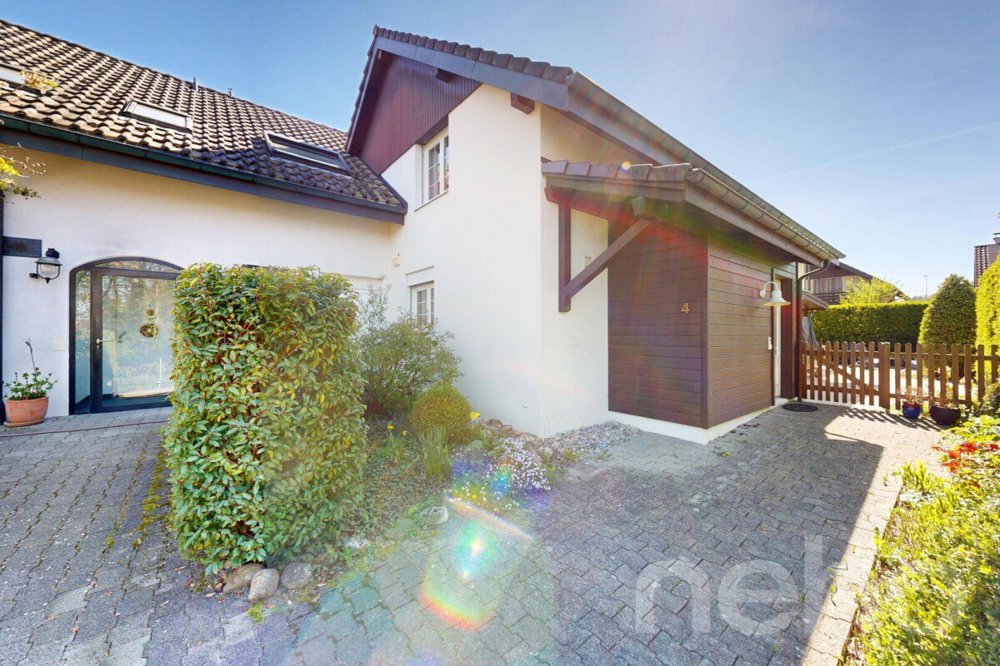 6.5 rooms House to buy in Buonas - image 1/12