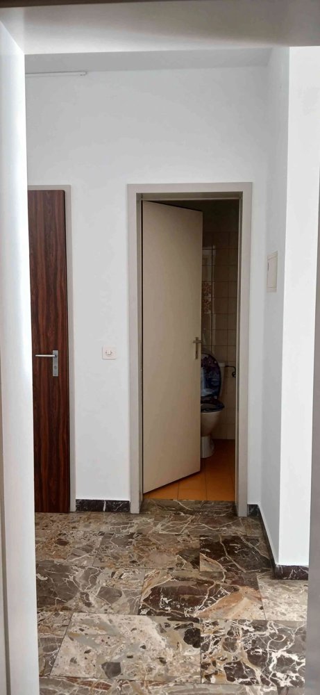 Appartamento di 3.5 locali in affitto a Chiasso - immagine 1/9