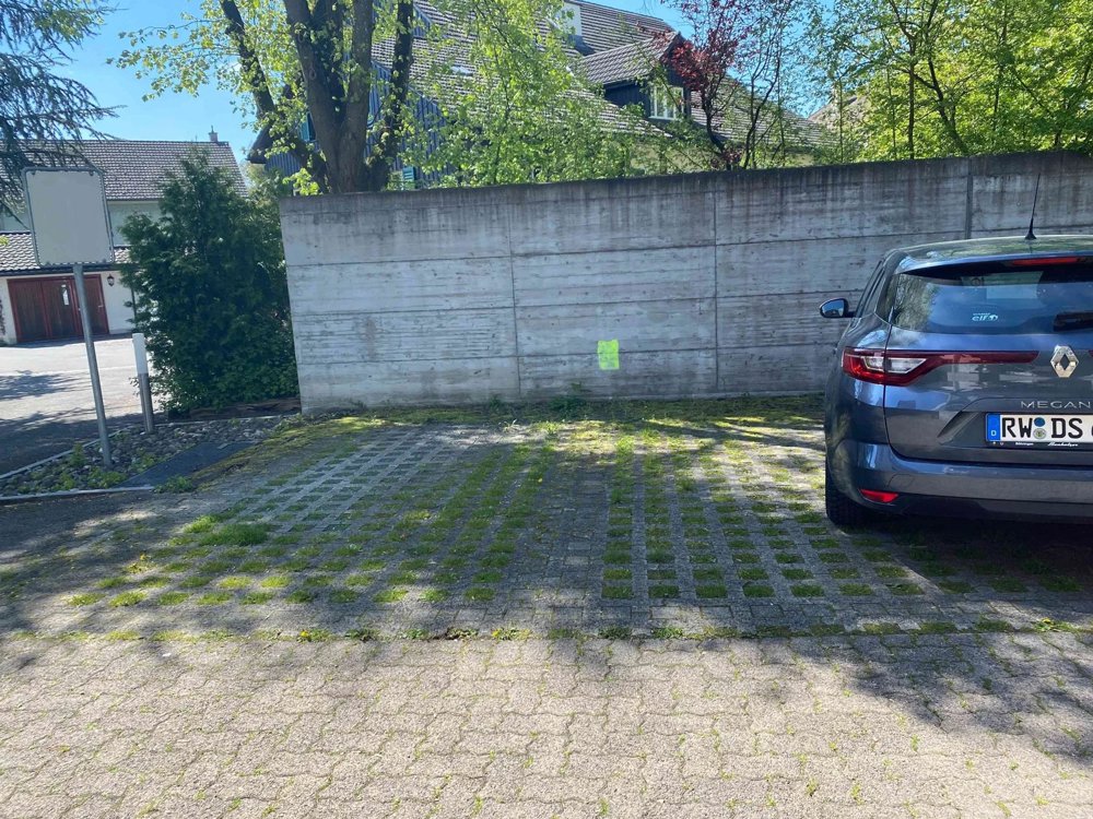 Parking, garage null pièces à louer à Pfäffikon ZH - image 1/1