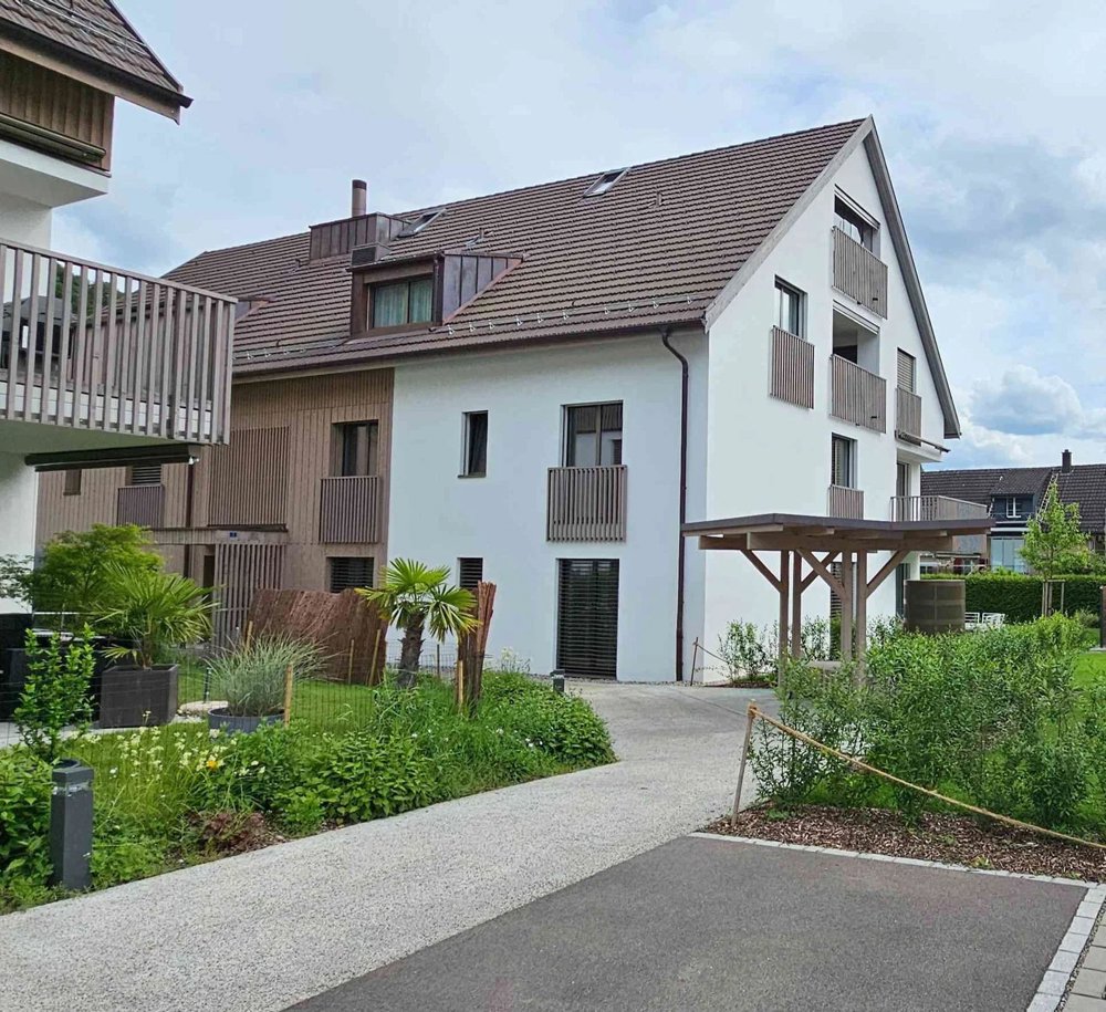 null rooms Car park, garage for rent in Zell ZH - image 1/2
