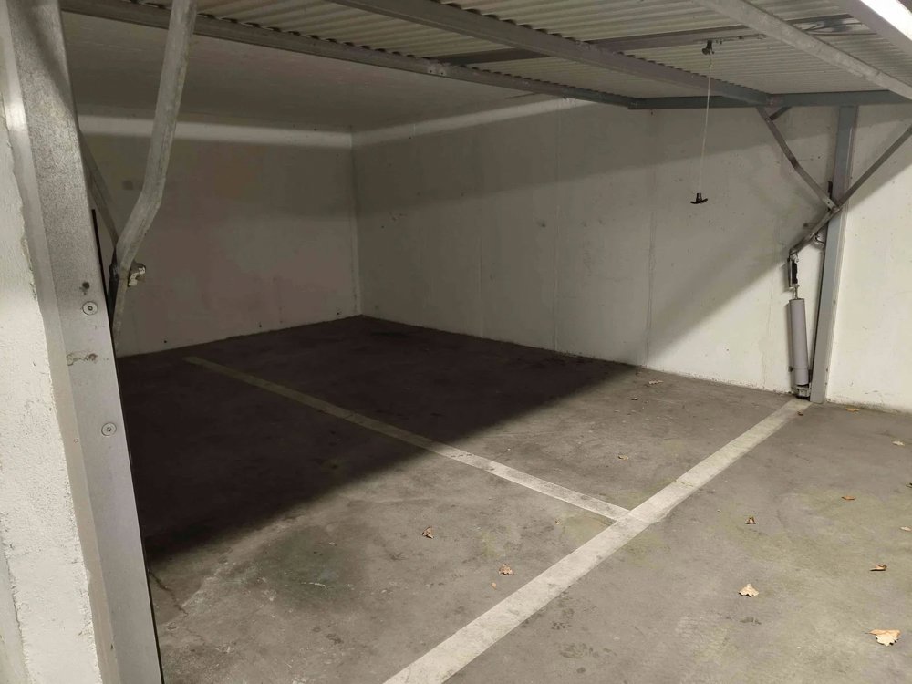 Parking, garage null pièces à louer à Versoix - image 1/3