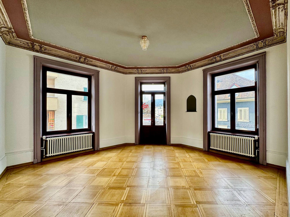 null Zimmer Haus zum verkaufen in Laufen - Bild 1/13