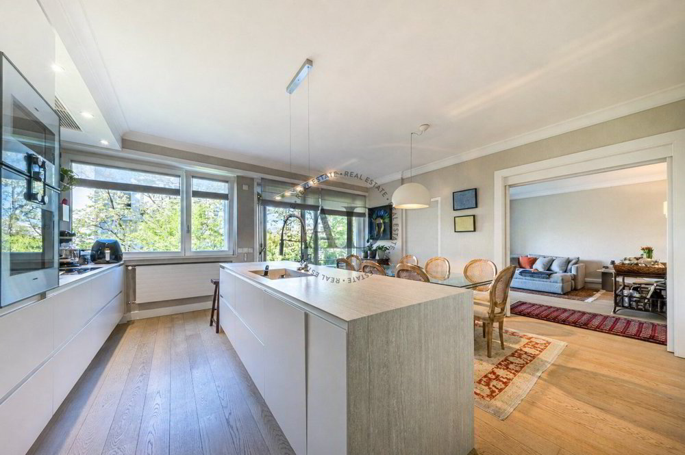 6 Zimmer Wohnung zum verkaufen in Geneva - Bild 1/3