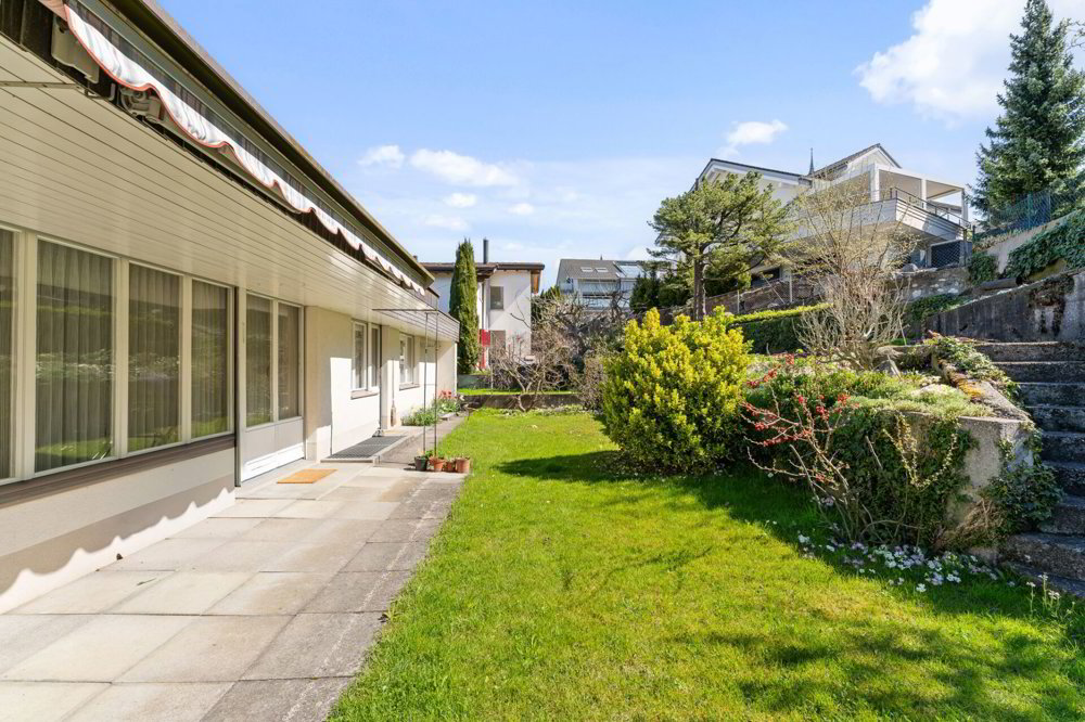 Casa di 6 locali in vendita a Buochs - immagine 1/7