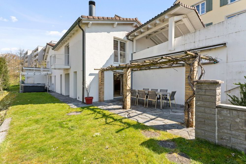 5.5 rooms House to buy in Zugo - image 1/9