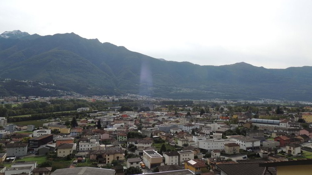 Casa di 5 locali in affitto a Monte Carasso - immagine 1/25