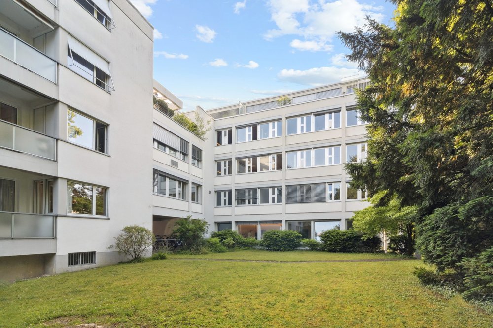 Bureau & Commerce null pièces à louer à Zurich - image 1/5