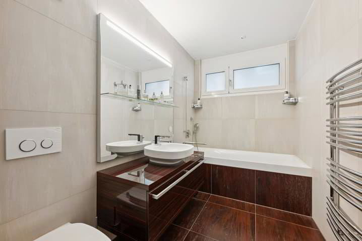 4.5 rooms Apartment to buy in Montreux - image 1/13